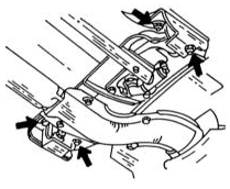 Крепление опоры рычага переключения на нижней стороне автомобиля.