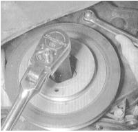 5. Теперь можно переходить к регулировке натяжения ремня. Удостоверьтесь, что