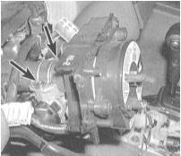 3. Сборка замка закреплена в колонке двумя болтами со срезными головками, которые