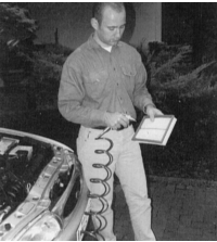 Действия чистильщика: Всегда продувайте фильтрующий элемент снизу вверх. Если